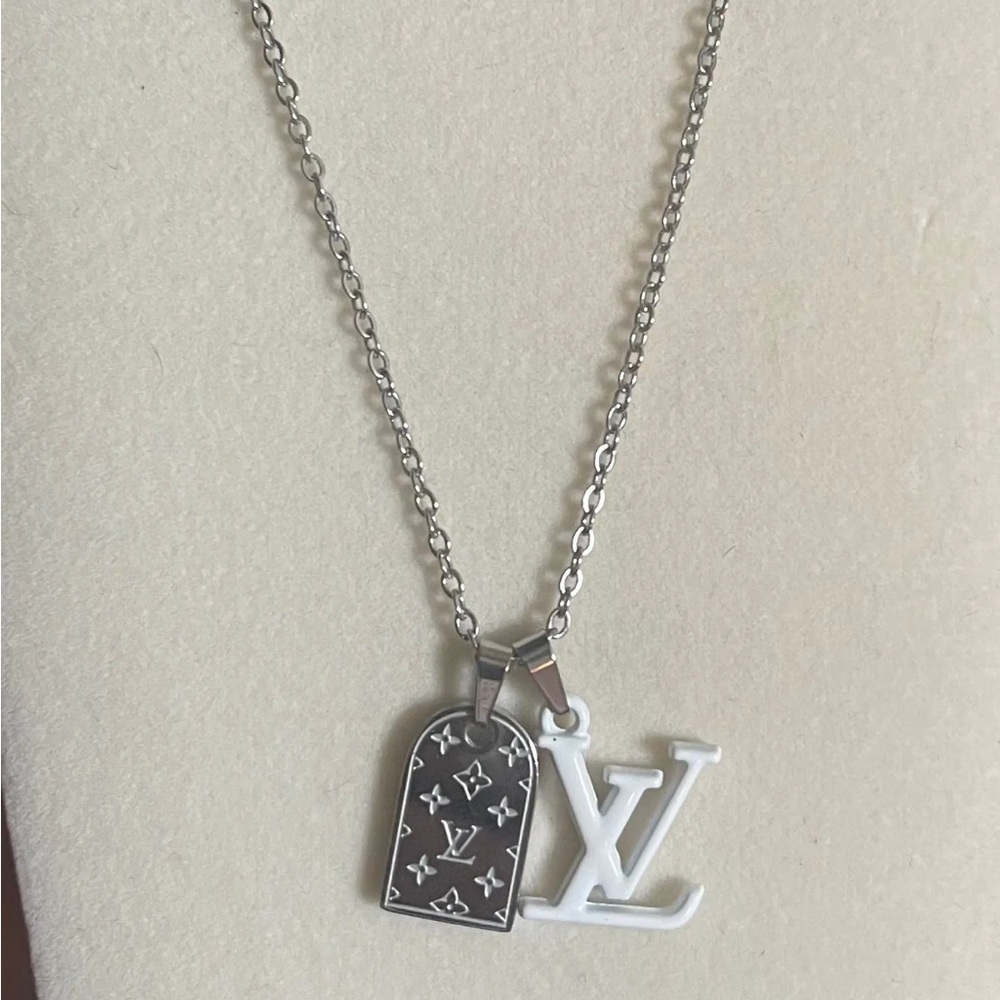 Louis Vuitton Silver and Black Pendant Necklace